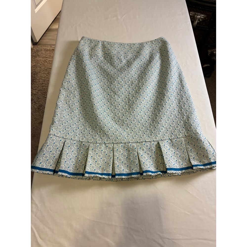 NY & Co Textured Skirt Womens 6 Petite Blue White Ruffle Hem Knee Length